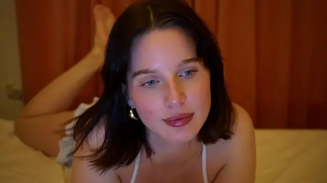 ellaa91 online show from March 15, 2026, 7:42 pm