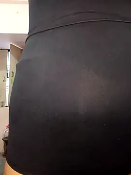 Snapshot of hotmanshi chatting on October 15, 2025, 3:17 am hotmanshi online show from October 15, 2025, 3:17 am