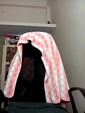 Snapshot of hotmanshi chatting on November 5, 2025, 8:03 am hotmanshi online show from November 5, 2025, 8:03 am