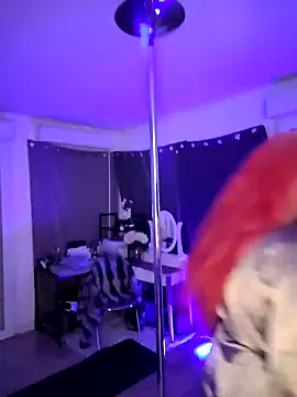 Snapshot of iamlalamilano chatting on February 23, 2026, 5:43 pm iamlalamilano online show from February 23, 2026, 5:43 pm