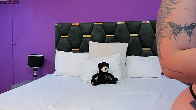 Abby-campbel online show from April 13, 2026, 9:09 pm