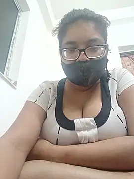 Elie couple143 online show from October 28, 2025, 12:41 pm