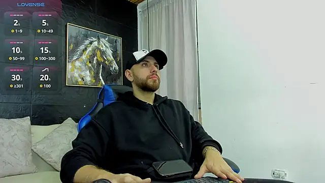 Maximo Wolff online show from November 1, 2025, 8:22 pm