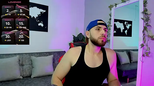 Maximo Wolff online show from December 2, 2025, 7:20 pm