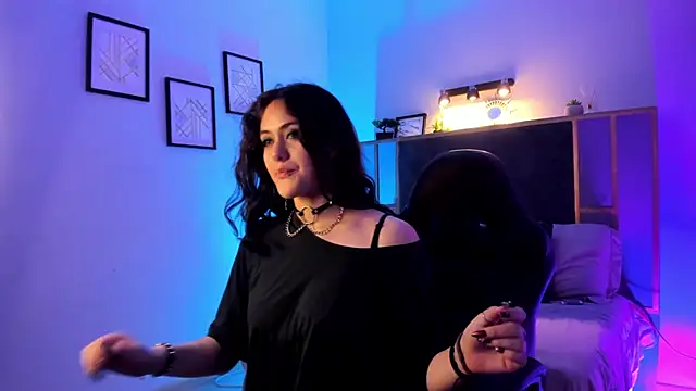 Azurra amatto2 online show from January 7, 2026, 8:55 pm