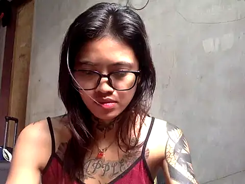 poor pussy69 online show from December 23, 2025, 4:54 am