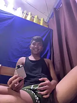 mostwantedtwink online show from April 10, 2026, 10:42 am