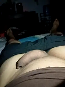 erfren online show from December 22, 2025, 3:47 am