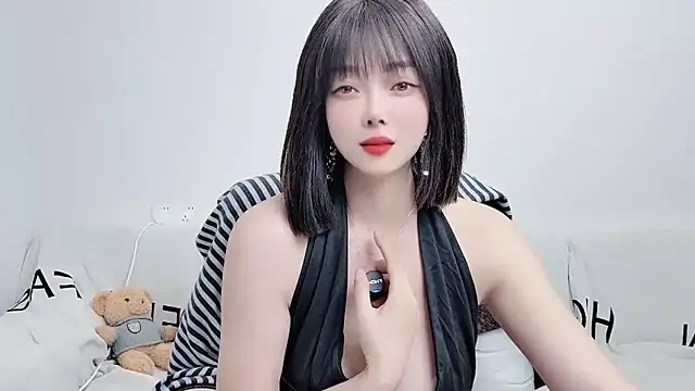 uikyy1 online show from November 23, 2025, 3:12 pm