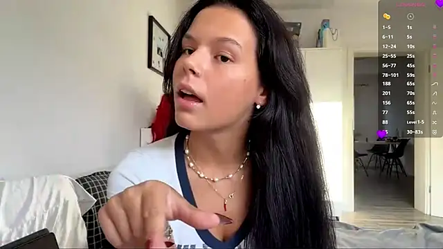 MaydaCornwall online show from October 26, 2025, 3:07 pm