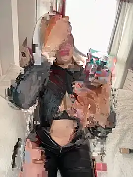 Savannah Monroe online show from September 20, 2025, 5:36 pm