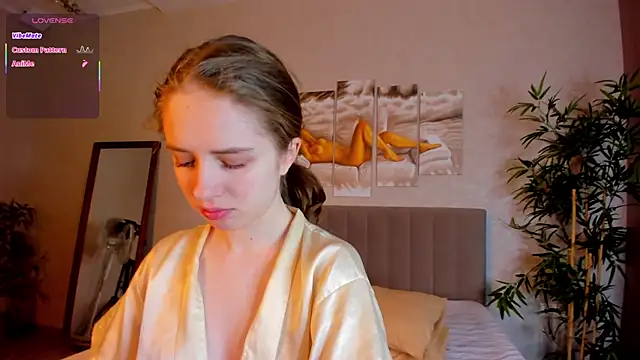 Snapshot of Camilla_Kelly chatting on February 28, 2026, 1:17 am Camilla Kelly online show from February 28, 2026, 1:17 am