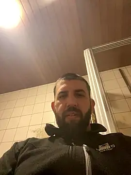 Snapshot of andrey1887 chatting on January 13, 2026, 5:07 pm andrey1887 online show from January 13, 2026, 5:07 pm