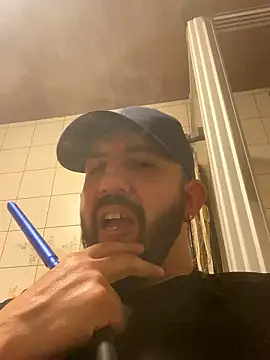 Snapshot of andrey1887 chatting on January 14, 2026, 6:13 pm andrey1887 online show from January 14, 2026, 6:13 pm