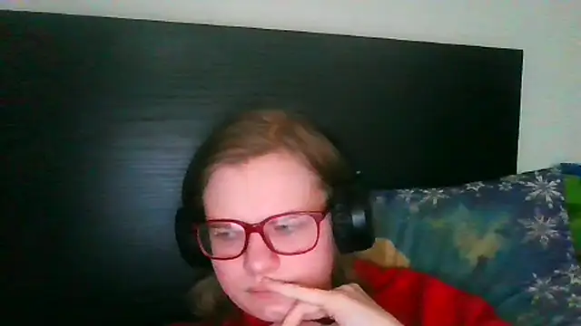 Moonolighta online show from February 22, 2026, 2:04 pm