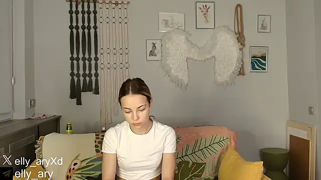 daddyonlyloveme online show from December 18, 2025, 9:21 pm