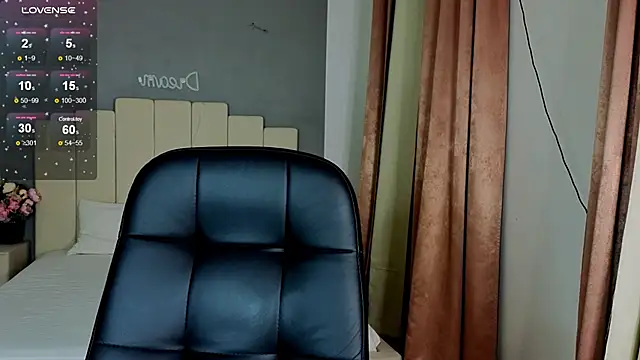 Alexa   Hill online show from September 24, 2025, 8:45 pm