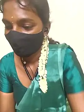 Snapshot of Honey_rosetamil chatting on April 16, 2026, 9:39 pm Honey rosetamil online show from April 16, 2026, 9:39 pm