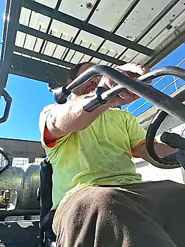 Snapshot of lildhot chatting on October 31, 2025, 7:59 pm lildhot online show from October 31, 2025, 7:59 pm