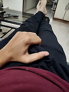 Snapshot of Ritesh08679 chatting on December 5, 2025, 6:48 pm Ritesh08679 online show from December 5, 2025, 6:48 pm