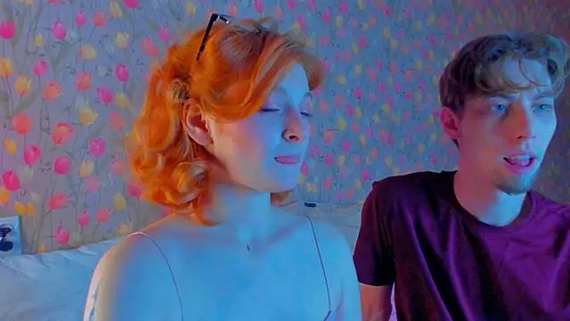 Snapshot of Squirrel_Bunny chatting on November 22, 2025, 5:45 pm Squirrel Bunny online show from November 22, 2025, 5:45 pm