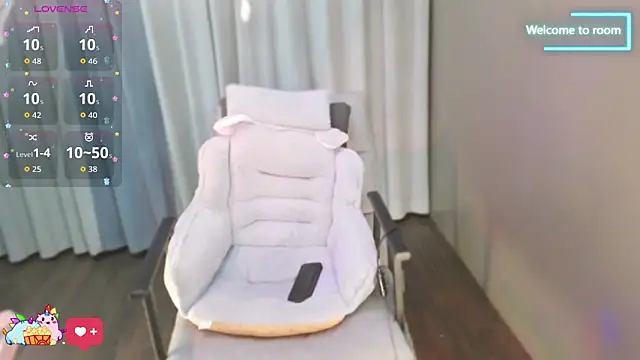 Snapshot of LINLIN-2025 chatting on October 30, 2025, 2:07 pm LINLIN-2025 online show from October 30, 2025, 2:07 pm