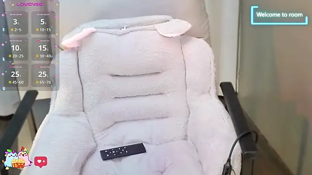 Snapshot of LINLIN-2025 chatting on November 14, 2025, 2:05 pm LINLIN-2025 online show from November 14, 2025, 2:05 pm