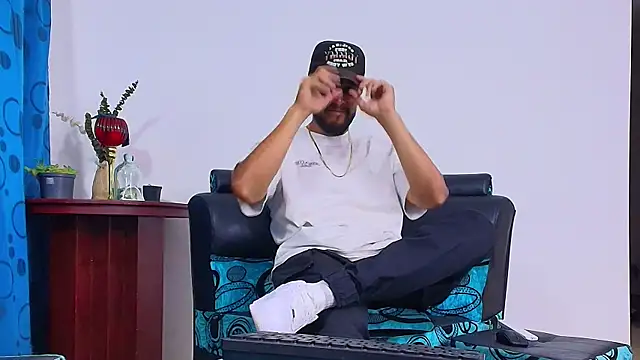 DaveSoldier online show from October 26, 2025, 4:51 am