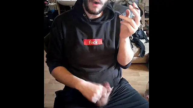 Snapshot of _SpicyStuff_@xh chatting on November 29, 2025, 9:45 am SpicyStuff xh online show from November 29, 2025, 9:45 am