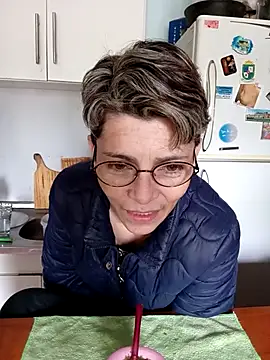 Lulypsicologasexual online show from October 28, 2025, 3:58 pm