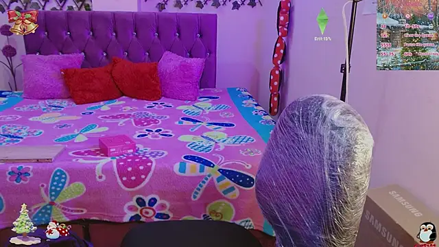 Estrella  sex online show from November 30, 2025, 8:13 pm