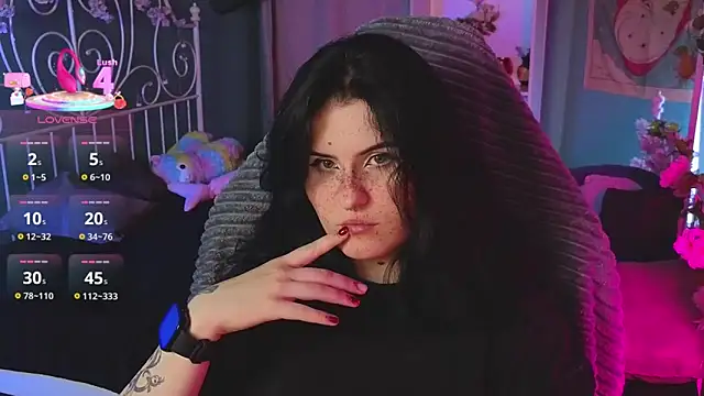 Dark Shine online show from November 7, 2025, 5:40 am