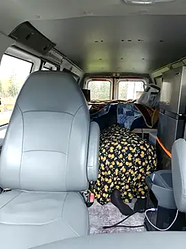 Snapshot of Love86Emily chatting on October 16, 2025, 3:35 pm Love86Emily online show from October 16, 2025, 3:35 pm