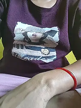 sanjana-hot online show from September 13, 2025, 7:41 am