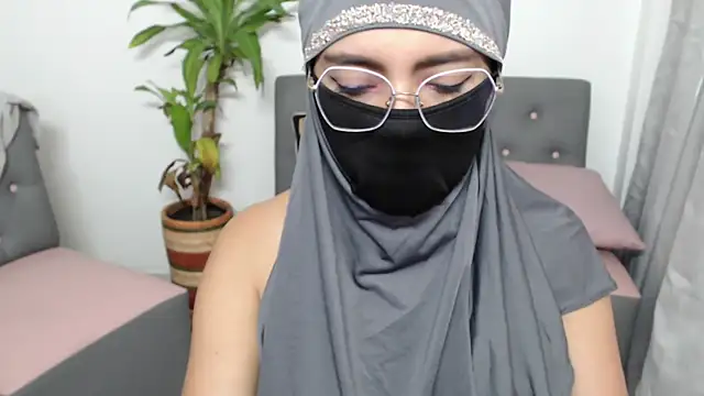 jade nassar online show from September 23, 2025, 9:07 pm