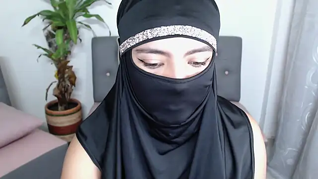 jade nassar online show from October 6, 2025, 7:22 pm