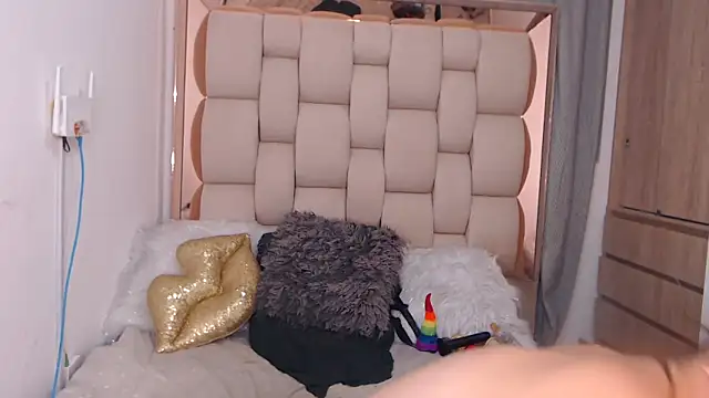 Snapshot of emarosse1 chatting on November 30, 2025, 3:54 am emarosse1 online show from November 30, 2025, 3:54 am