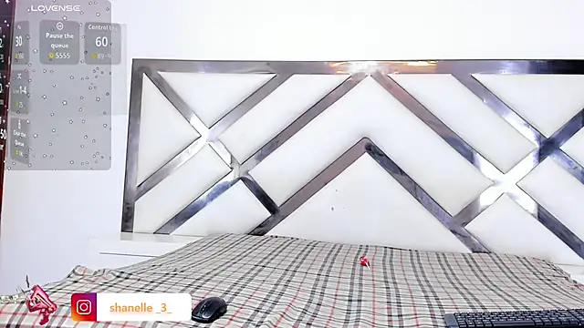 LadyandMaverick online show from November 22, 2025, 5:06 am