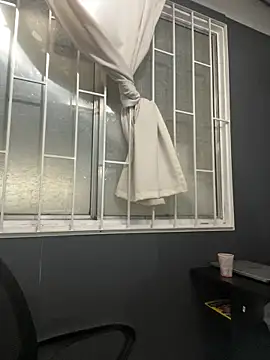 Snapshot of Alyha_Cortes chatting on January 7, 2026, 12:18 pm Alyha Cortes online show from January 7, 2026, 12:18 pm