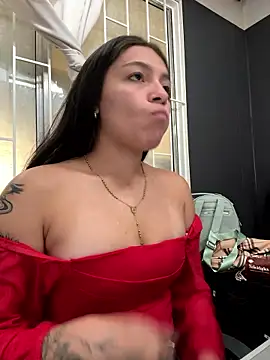 Snapshot of Alyha_Cortes chatting on January 8, 2026, 1:24 pm Alyha Cortes online show from January 8, 2026, 1:24 pm