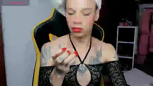 Snapshot of sara_slut21 chatting on March 21, 2025, 4:28 am sara slut21 online show from March 21, 2025, 4:28 am