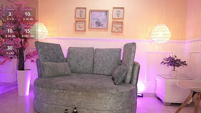 LoonaNyx online show from November 13, 2025, 11:31 am