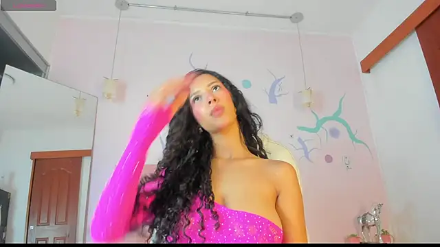 Snapshot of NoahPerez chatting on September 30, 2025, 2:27 am NoahPerez online show from September 30, 2025, 2:27 am