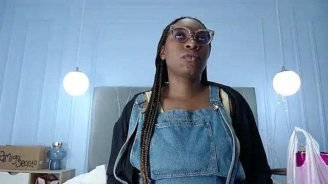 NatashaSilver online show from September 23, 2025, 2:31 pm