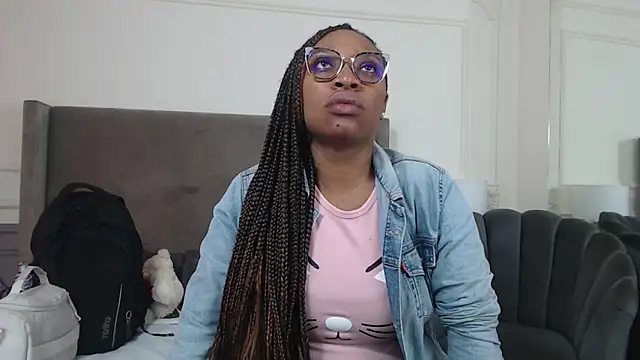 NatashaSilver online show from October 23, 2025, 1:21 pm