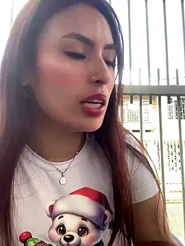 Snapshot of Adarha_Ramirez chatting on December 14, 2025, 4:23 pm Adarha Ramirez online show from December 14, 2025, 4:23 pm