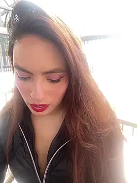 Snapshot of Adarha_Ramirez chatting on April 27, 2026, 3:32 pm Adarha Ramirez online show from April 27, 2026, 3:32 pm