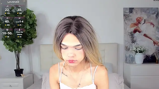 MadonnaRossi online show from April 4, 2026, 1:15 am