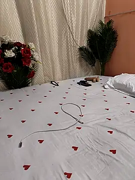 Shalu G online show from November 28, 2025, 2:58 am