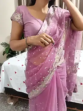 Snapshot of Shalu_G chatting on April 4, 2026, 5:16 am Shalu G online show from April 4, 2026, 5:16 am